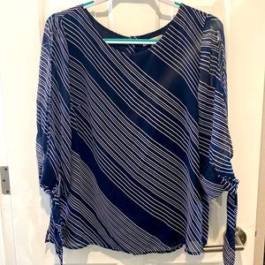 Pale Sky blouse size M